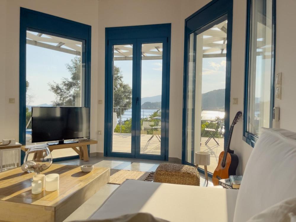 Zidanos Luxurious Sea Front Villa Marandokhórion Extérieur photo